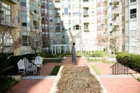 Furnished 2 Bedroom Apartment Near National Museum 2 Apts by RedAwning Hotels in Penn Quarter