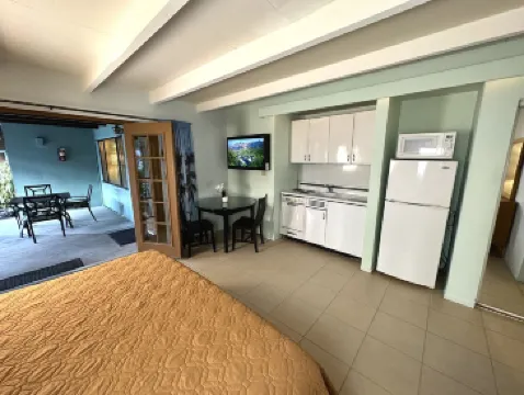 遠景正大度假酒店 - 男同性戀度假村