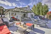 Sun Deck, Hot Tub! Lakefront Tempe House