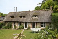 "La Chaumière de Nanou", with large garden and close to the sea. Hôtels à proximité de : Falaise d'Aval