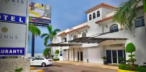 Hotel Maioris Kumate Culiacán