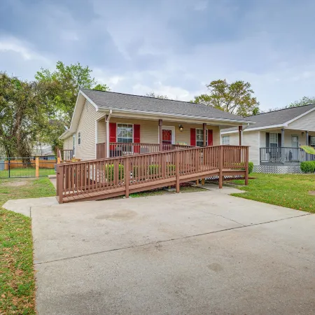 Charming Biloxi Vacation Rental Near Beach!