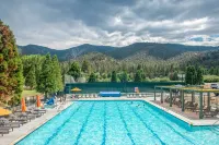 'Star House' Unique Home w/ 360 Mountain Views! - spa