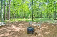 Sunroom, Deck and Grills Marquette Cottage! - 3-نجوم