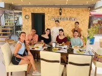 Rebetika Hotel & Bistro - breakfast