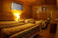 Eagle Nest Fly Shack & Lodge Hotels in Taos Ski Valley
