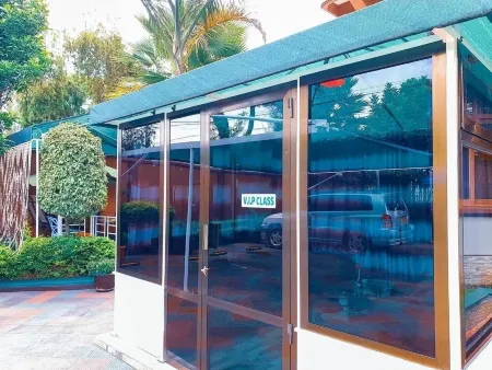 G Town Hotel Отели в г. Мбея