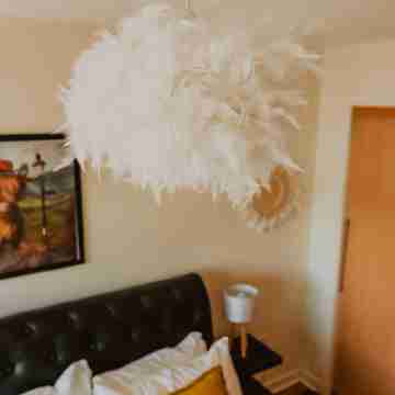 Lovely Bohemian Apartment in Heart of City Life Rooms