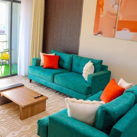 Elegant Comfy 3 Bedroom Apartment
