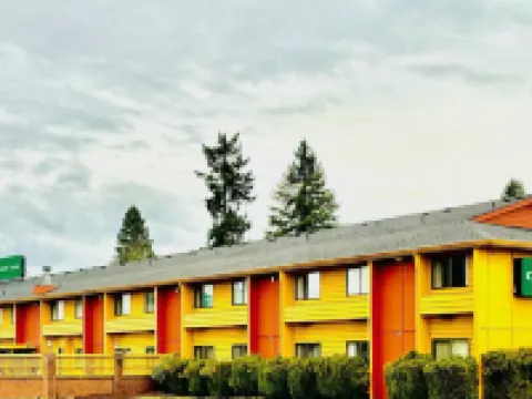 Cozy Inn Centralia Hotels in Centralia