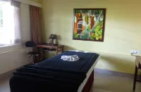 Mayfair Palm Beach Resort - spa