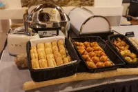 Hotel le Saint Jean - breakfast