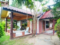 Blue Andaman Lanta Resort Hotel dekat Pantai Klong Khong
