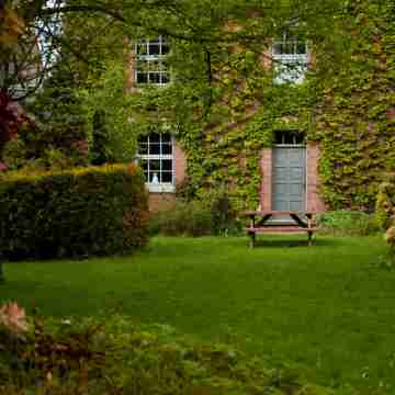 The Farmhouse Hotel Exterior