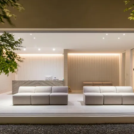 WIIN Phetchaburi Hotel