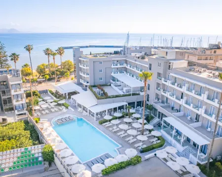 科斯神酒店和套房 科斯酒店