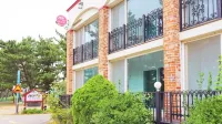 Taean Rei Pension Hotels near Batgae Beach