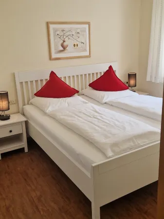 Haus am Mühlenweg - modern und lichtdurchflutet Отели в г. Бад-Вёрисхофен