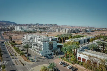 Royal Park Resort Apartment 98