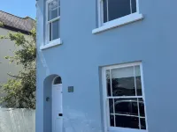 Quayside Fishermans Cottage Hotels in Appledore