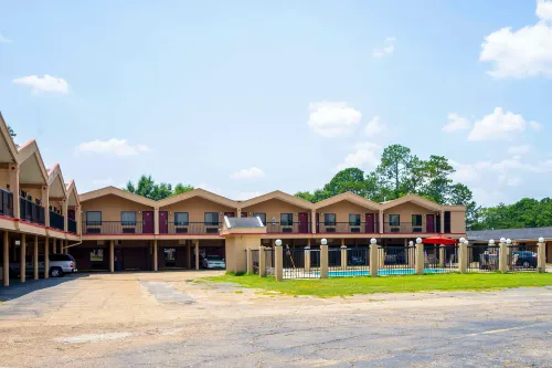 OYO 호텔 옵 알 플로럴 Hwy