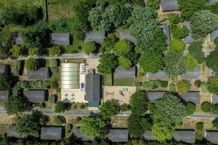 Terres de France - les Hameaux des Marines Отели рядом с достопримечательностью «Location Mobil Home 3 chambres 5 pers. max»