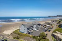 Experience Nature's Spectacle from the Front Row!