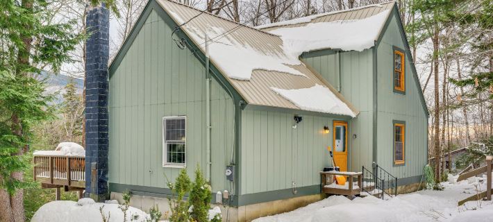 Rustic Intervale Hideaway w/ Deck & Wooded Views! Hotels in Bartlett