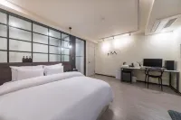 龍仁奧斯卡酒店 鄰近龍仁大學的酒店