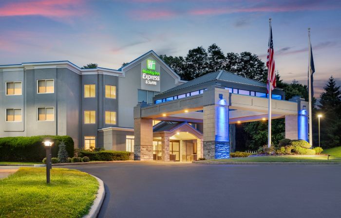 Holiday Inn Express & Suites HAWTHORNE - ELMSFORD NORTH by IHG