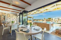 Paradise Island Villas