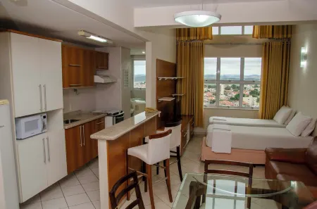 Hotel City Hall Отели в г. Сан-Жосе-дус-Кампус