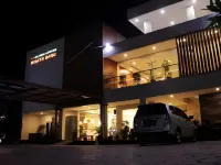 Hotel Wisata Baru Hotels in Serang
