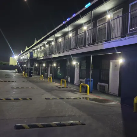 Motel 9