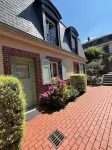 House with garden and garage