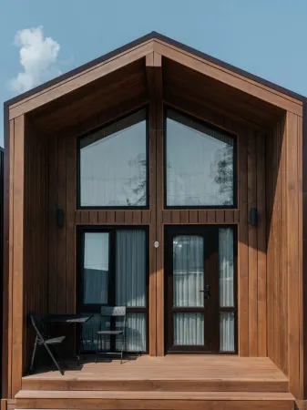 Dacha BaikalEco Hotel Отели в г. Хужир