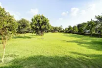 Alaya Stays Fortezza | Pet-Friendly 6-BHK Farmhouse with Private Pool Hotels in 
