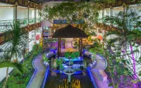 Yusro Hotel Restaurant & Convention Hotell i Kepuhkembeng