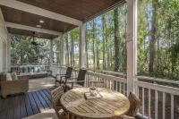 Amazing Sandestin Beach House-4 BR 3.5 BA, Golf Cart, Lux Amenities, Discounts