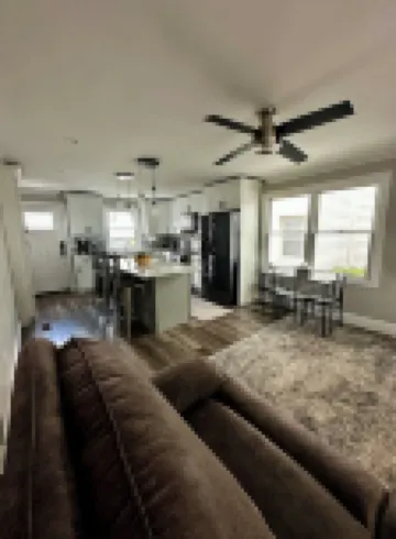 Walk to Belmar Beach, Sleeps the whole family 萊克科莫酒店