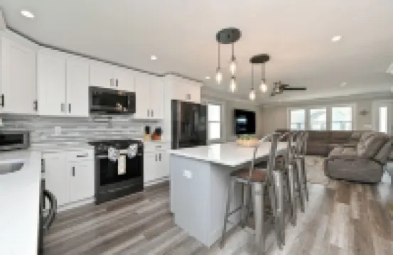 Walk to Belmar Beach, Sleeps the whole family 萊克科莫酒店