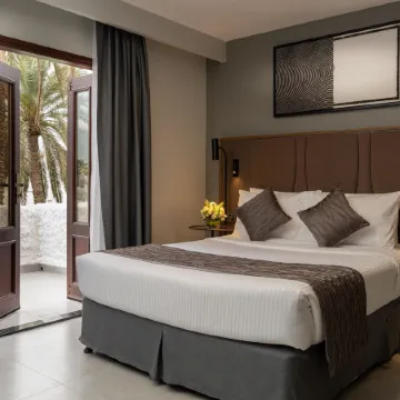 Marbella Resort Отели рядом с достопримечательностью «Centeral Souq»