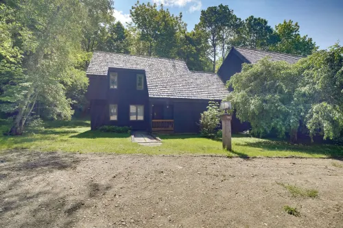 Waitsfield Condo w/ Pool & on-Site Trail Access! - 3-stjärniga
