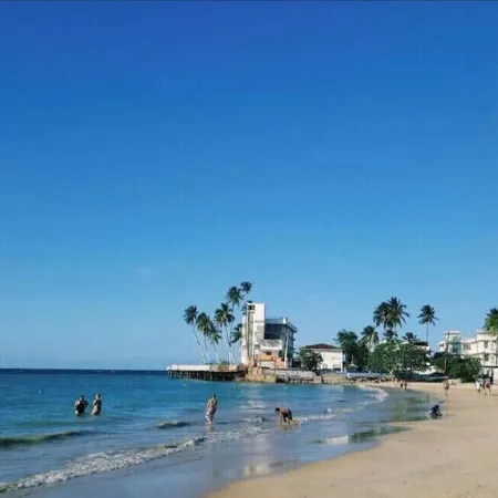 Nice property a few steps from everything (Hacienda Campo Rico,beach,museum)