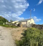 "L'Abri côtier", exceptional location on the cliff with 180° sea view. Sémaphore de la Pointe Saint-Mathieu 주변 호텔