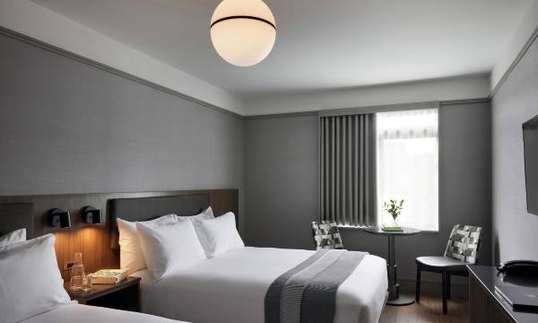 The Melrose Hotel