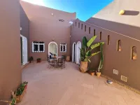 Miroirft DE LA Plage DE LA Villa