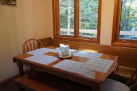 Cozy Home with Lake Sunapee Access 2 Min Walk / 7 Mins to Mount Sunapee Hotel a Newbury