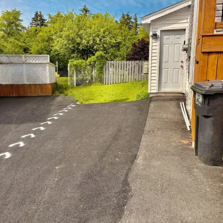 Private walkout basement apt with free parking spot.