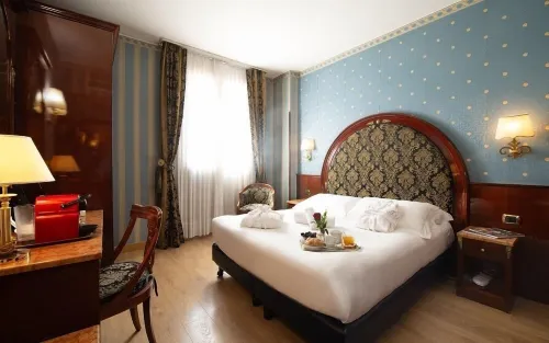Hotel Vittoria - 3 estrellas